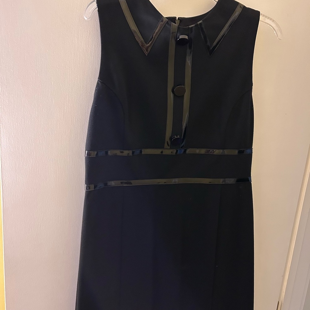 Michael Michael‎ Kors Black Sheath Dress with Patent Trim – Size 8
